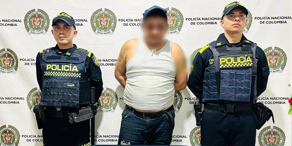 Cayó un sujeto que agredió a un perrito con pico d