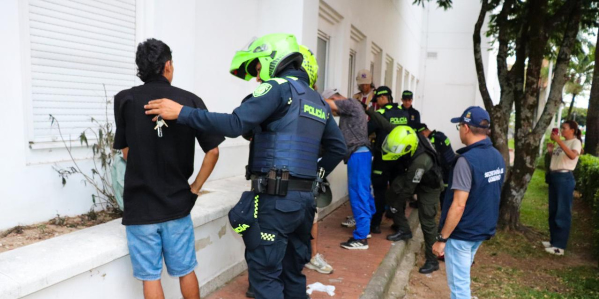 Operativos sorpresa contra limpiavidrios en Ibagué
